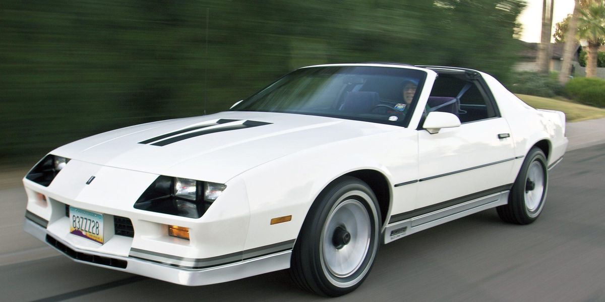 Power on Wheels: The Rise of 90s Muscle Cars