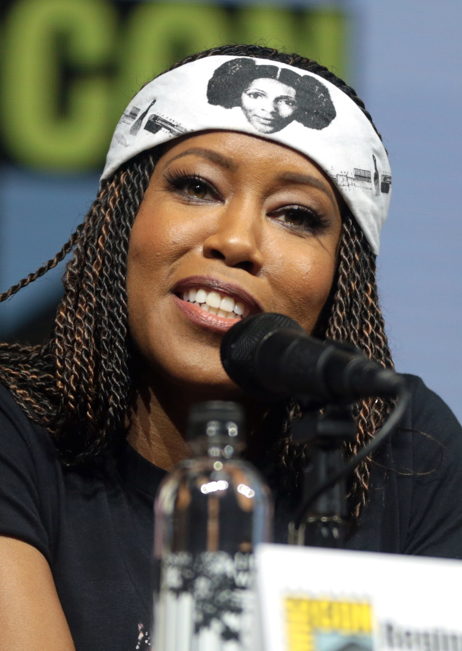 Regina King 90s: From Sitcom Star To Acclaimed Actress
