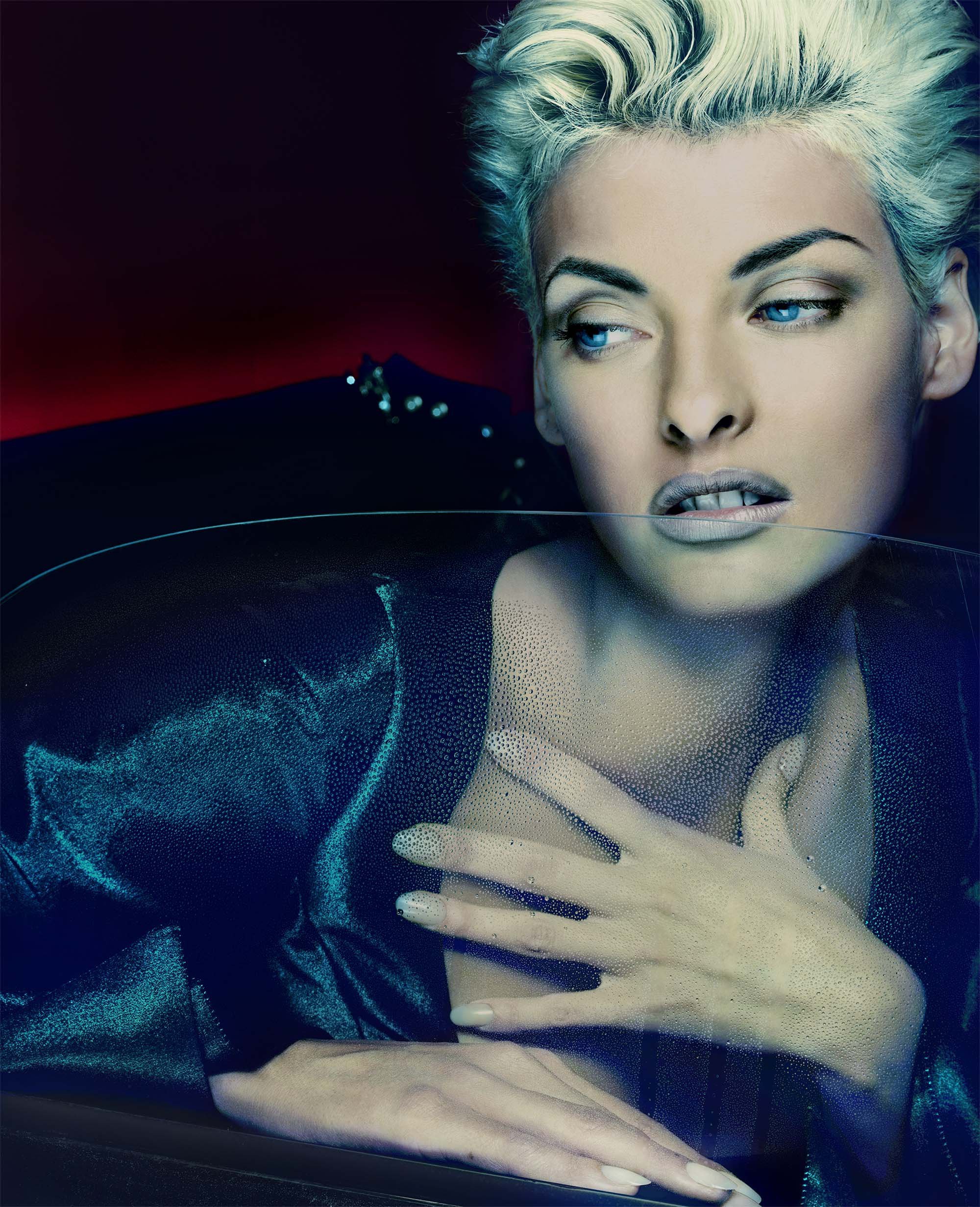 Linda Evangelista 90s: The Supermodel Extraordinaire