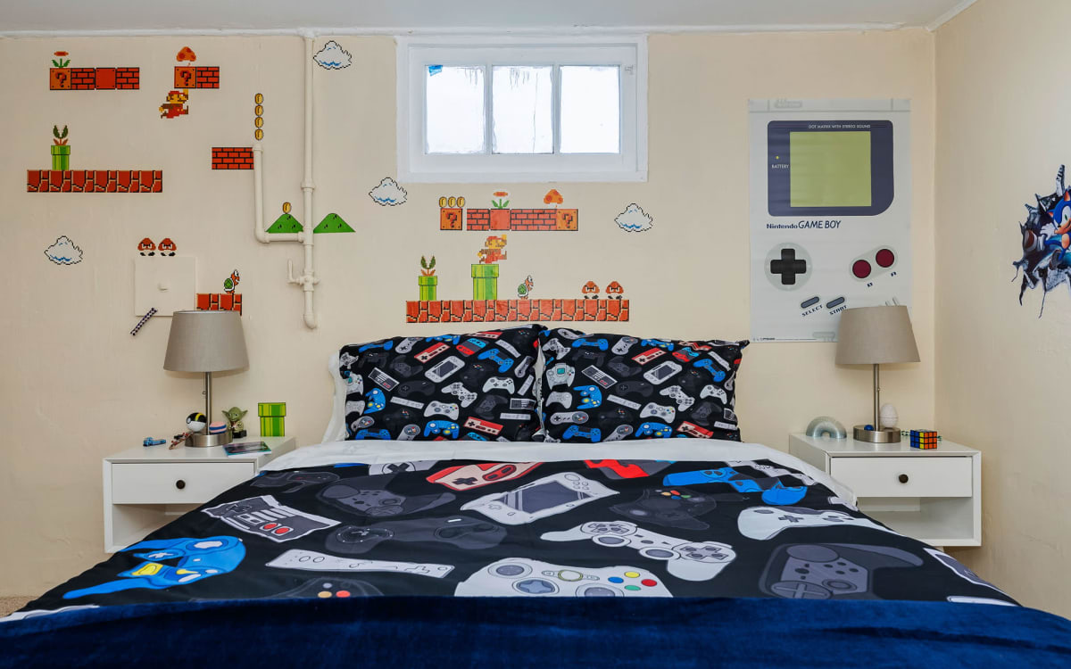 90s Bedroom